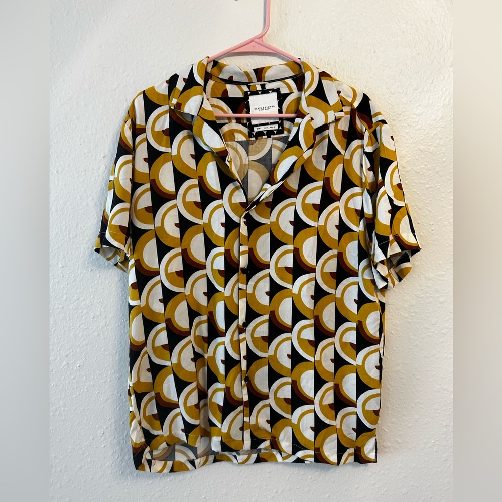 When’s Funky Button Up